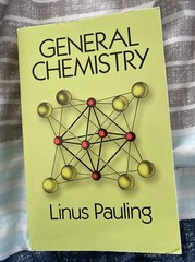 Dover Books on Chemistry Ser.: General Chemistry by Linus Pauling (1988,…