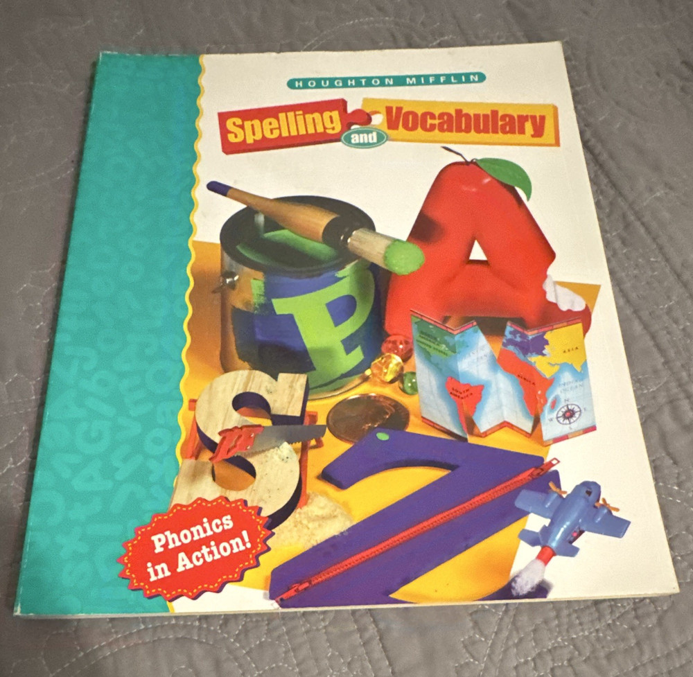 Houghton Mifflin Spelling & Vocabulary Workbook Paperback Elementary English