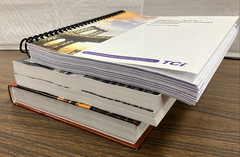 LOT History Alive! U.S. Through Industrialism 3e Teacher / Student/ 2 Notebooks