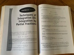 Schaum’s Outline Ser.: Schaum’s Outline of Calculus by Elliott Mendelson, Frank