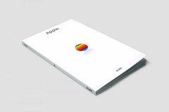 Apple – Paperback, by CLOG – Very Good