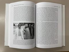 Fashion Fads Through American History : EX-LIBRARY